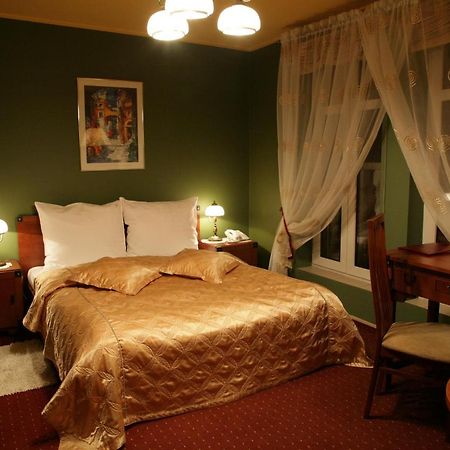Hotel Atrium Nowy Tomysl Ngoại thất bức ảnh