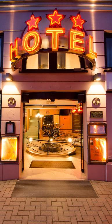 Hotel Atrium Nowy Tomysl Ngoại thất bức ảnh