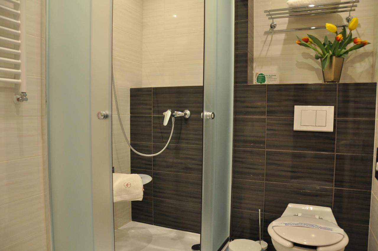 Hotel Atrium Nowy Tomysl Ngoại thất bức ảnh